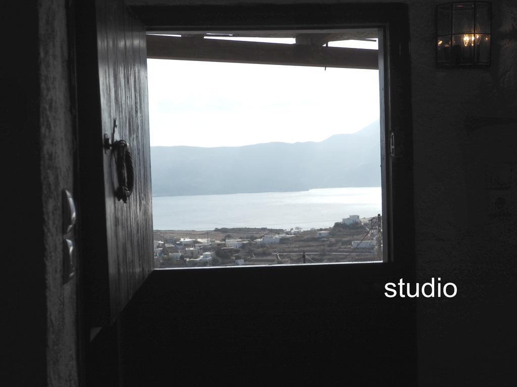 Anastasia'S Windmill And Anastasia'S Studio Pláka Mílu Kültér fotó